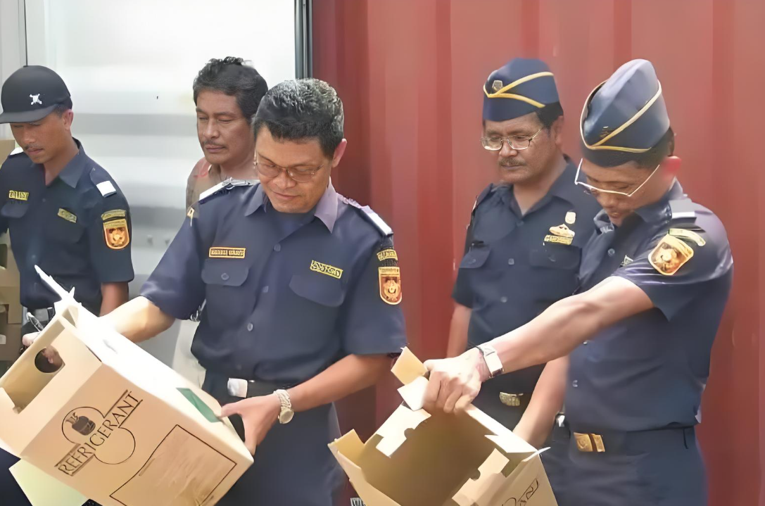 ӡHwr_<a href=http://www.qdsiss.com.cn target=_blank class=infotextkey>Hf</a>؛ڃr: 2ۡļС: 4-UPSfFedExfTNTDHLfEMSHfwr_<a href=http://www.qdsiss.com.cn target=_blank class=infotextkey>Hf˾</a>մSAL\\ˮ·wr_ȫ|°SMTȡ҂fM