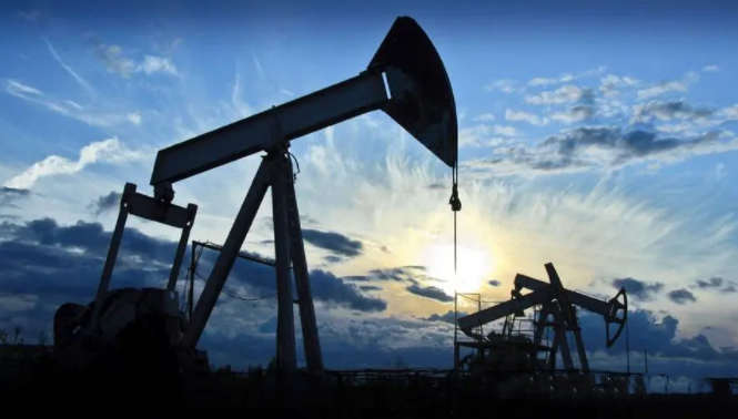 ����ʯ�͹�˾��̽��������1000�|Ͱ�ͮ���-Ӣ���պ���