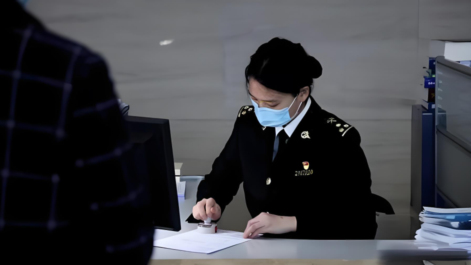 xP(gun)ԭa(chn)Cwr(sh)_(d)f<a href=http://www.qdsiss.com.cn target=_blank class=infotextkey>Hf</a>˾FedExDHLUPSEMSؿ쌣f,wr(sh)_(d)<a href=http://www.qdsiss.com.cn target=_blank class=infotextkey>Hf˾</a>SAL\(yn)I(y)(w)