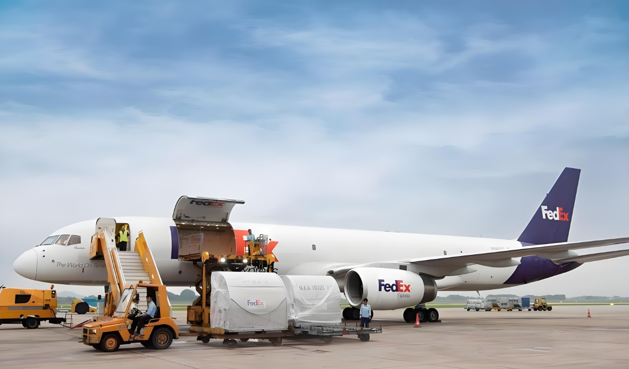 ?聯邦快遞,聯邦物流服務