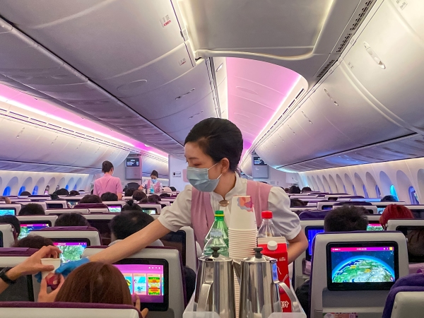 目的地包含倫敦與曼徹斯特兩大英國重點城市;截止9月22日已全部執行完畢-電子煙出口物流