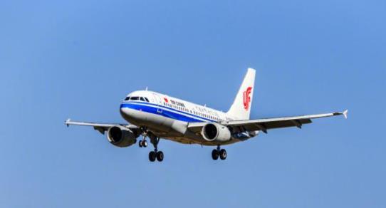 ���H���\���M