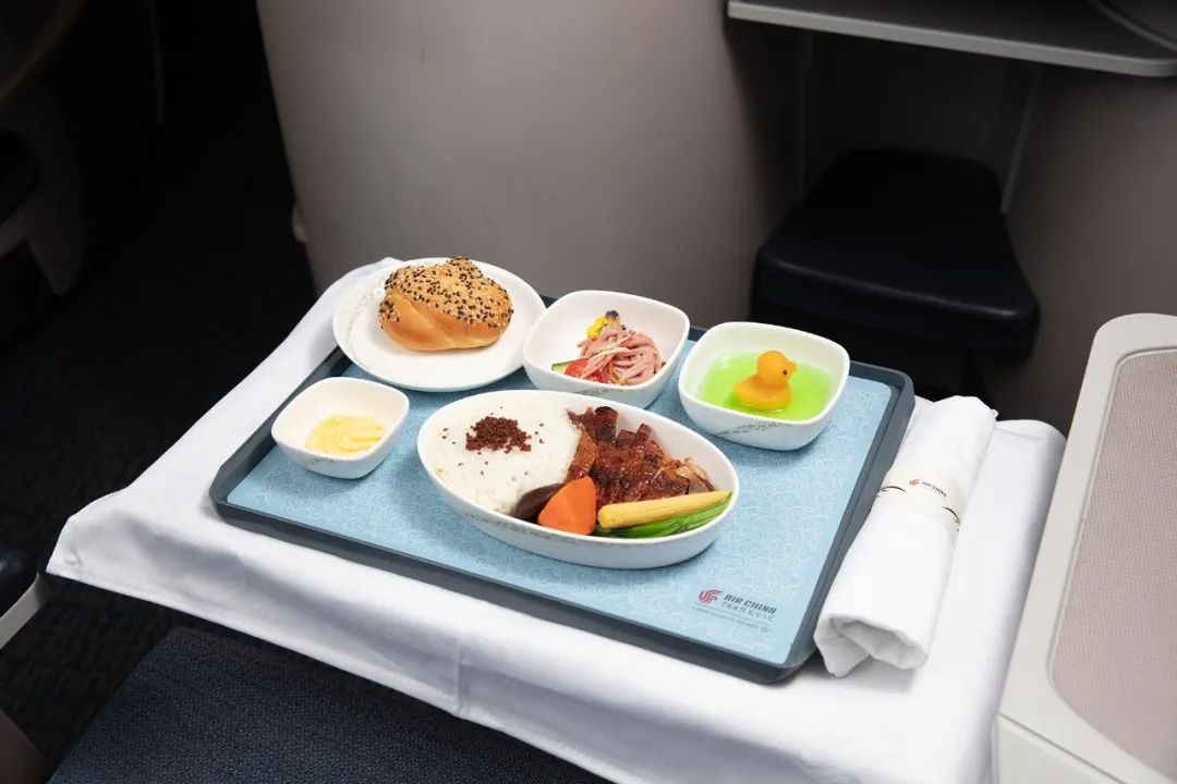 ȫ�۵���ɫ��ʳ